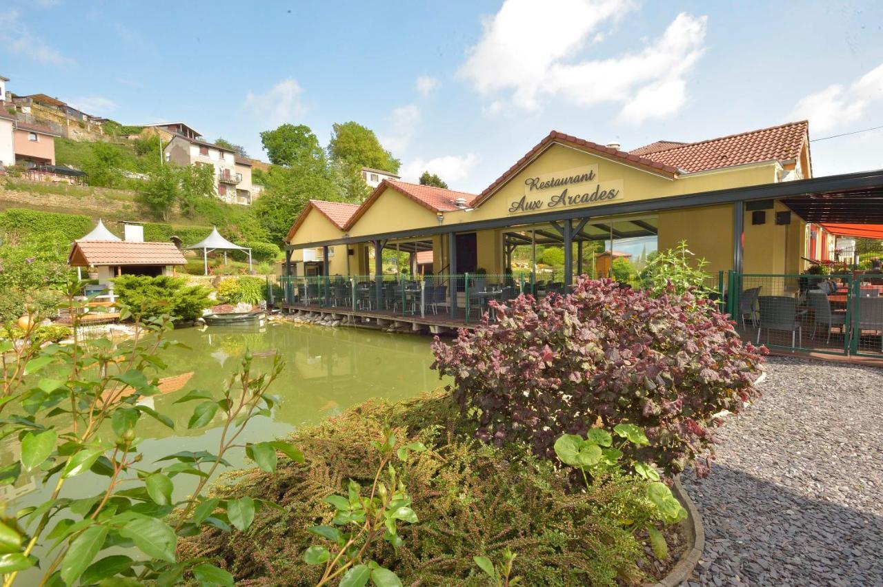 Hotel Aster Restaurant Aux Arcades Briey Exterior foto